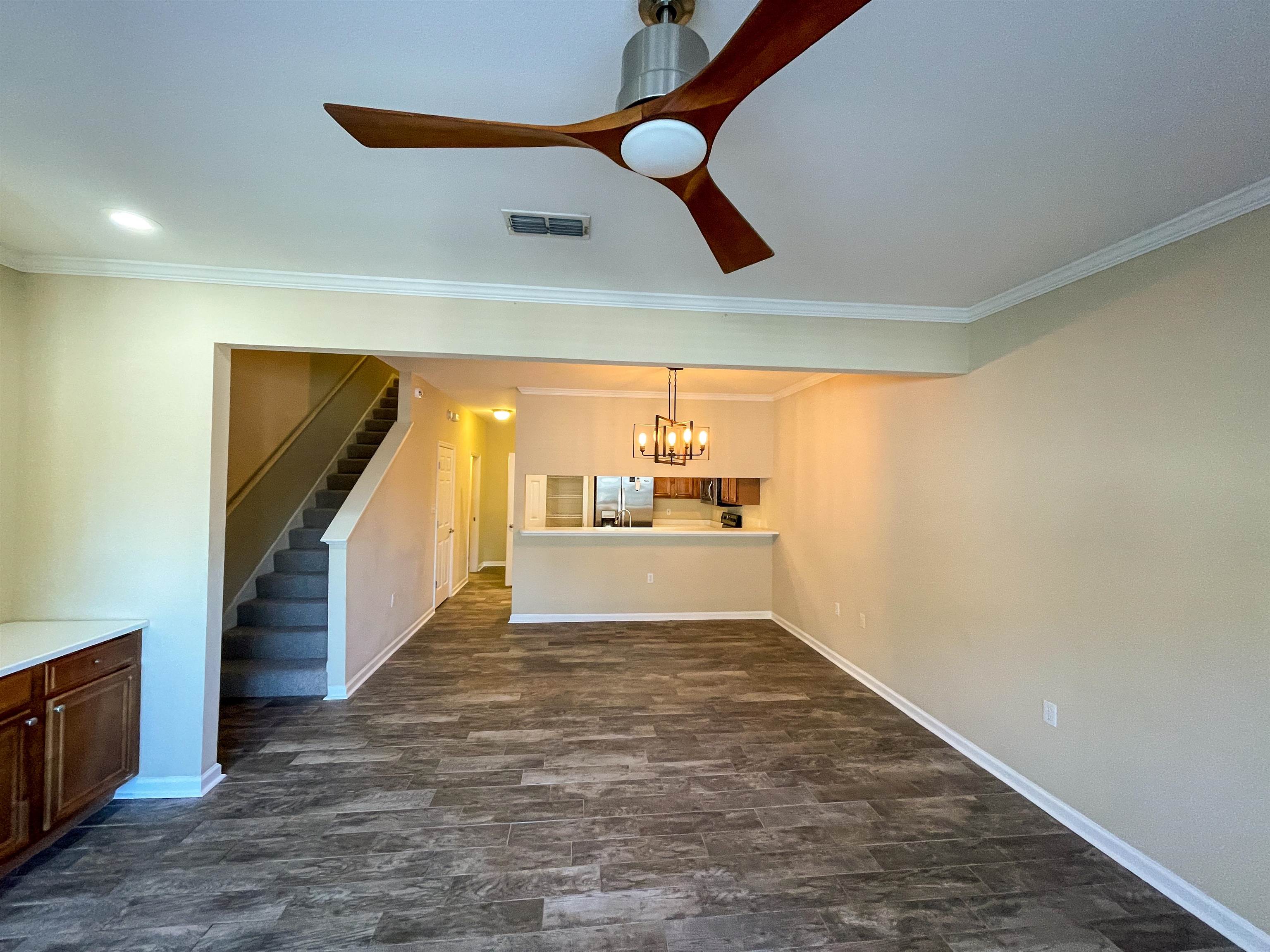 1320 Hendrix Road, Unit 501 Tallahassee, FL 32301 - Photo 23 of 24 Gallery Image 23