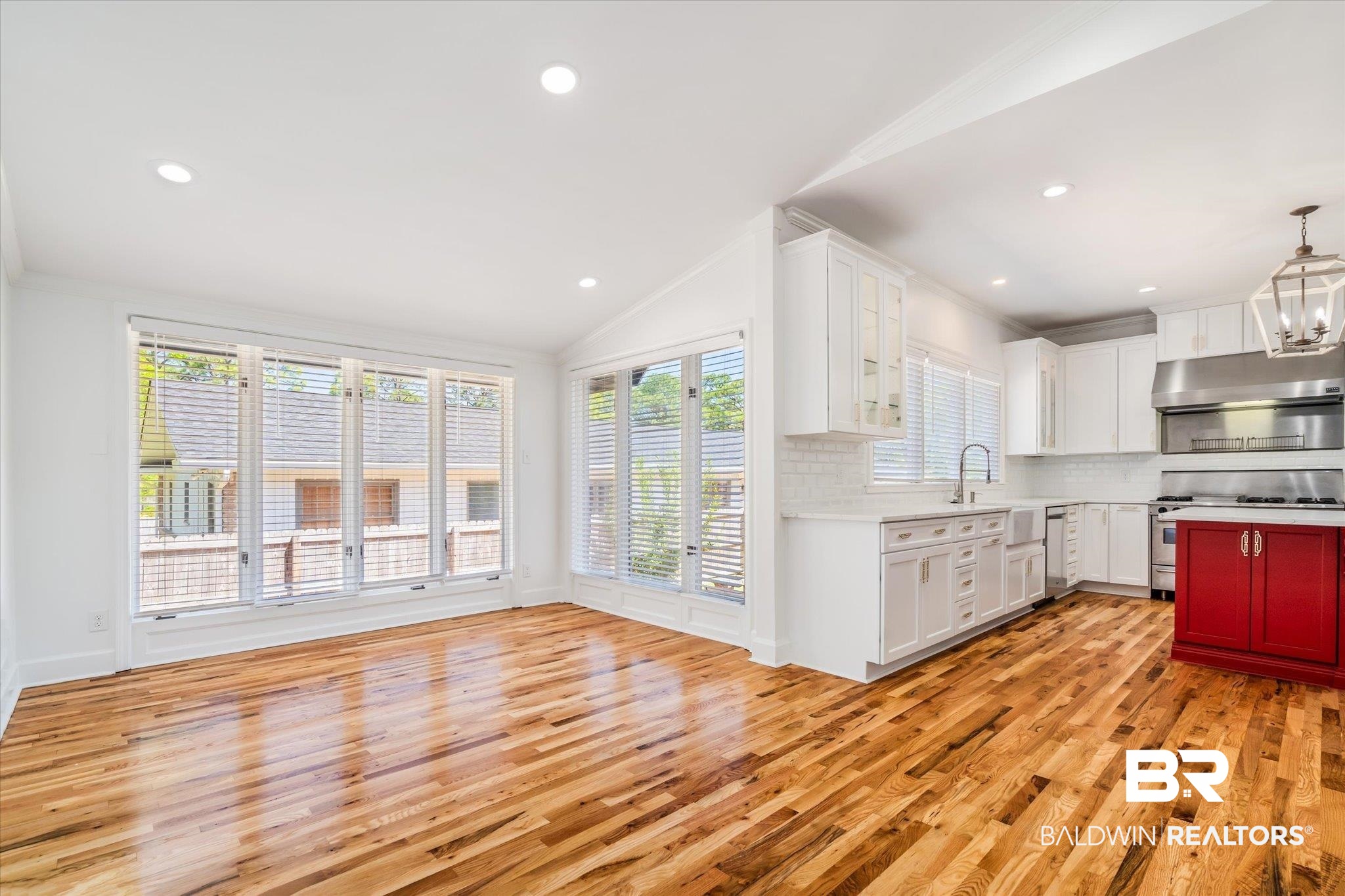 244 Suzanne Circle Mobile, AL 36608 - Photo 9 of 32