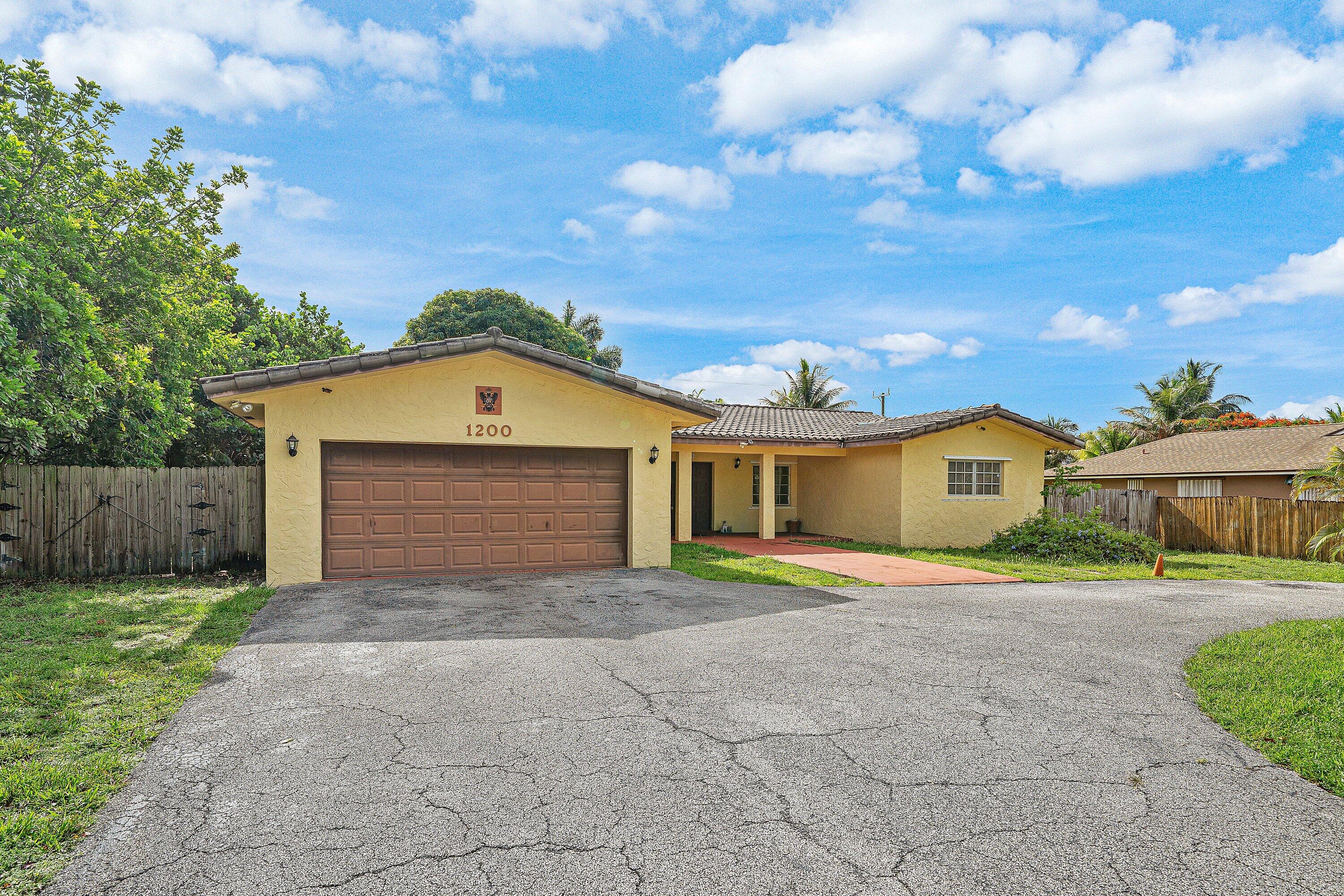 1200 Northwest 4th Avenue Boca Raton, FL 33432 - Photo 9 of 24 002-1200Northwest4thAvenue-BocaRaton-FL-