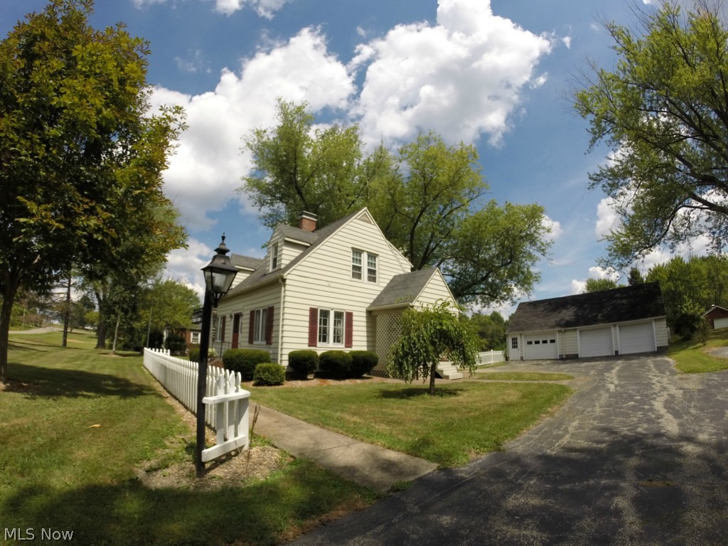 325 Niles Vienna Road Vienna, OH 44473 - Photo 1 of 12 Gallery Image 1