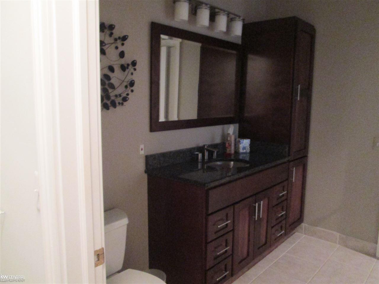 39204 Hayes Road Clinton Township, MI 48038 - Photo 35 of 43 50039091-37.JPG