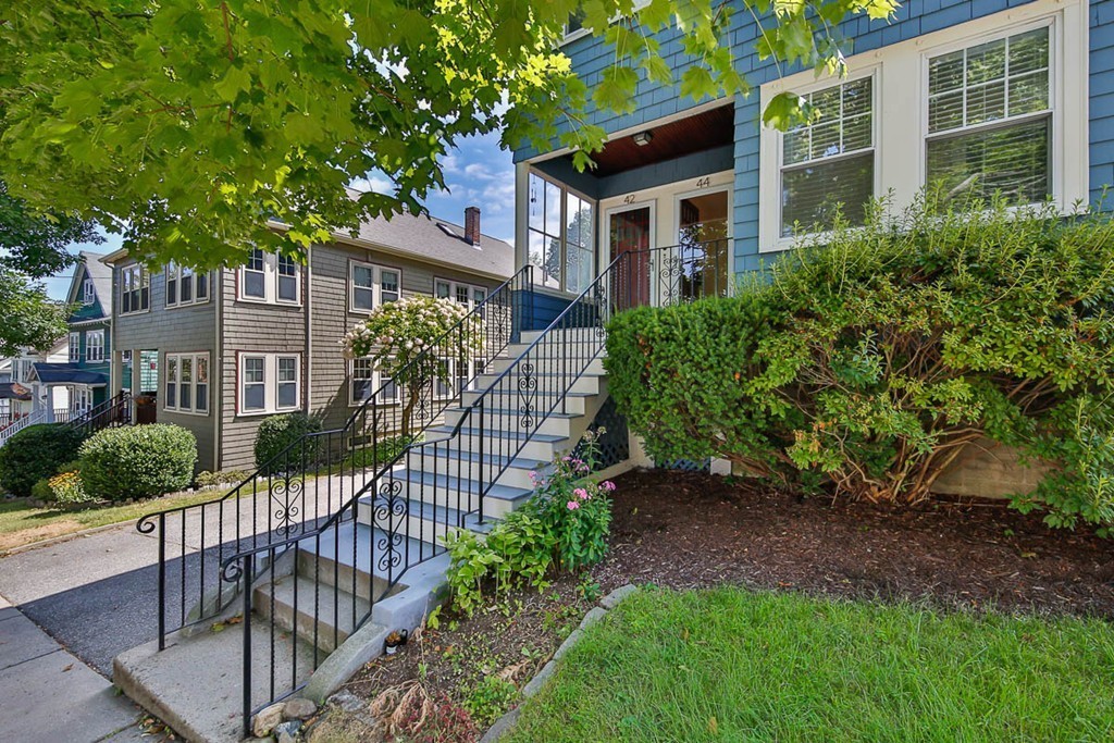 44 Menotomy Road, Unit 44 Arlington, MA 02476 - Photo 28 of 35 Gallery Image 28