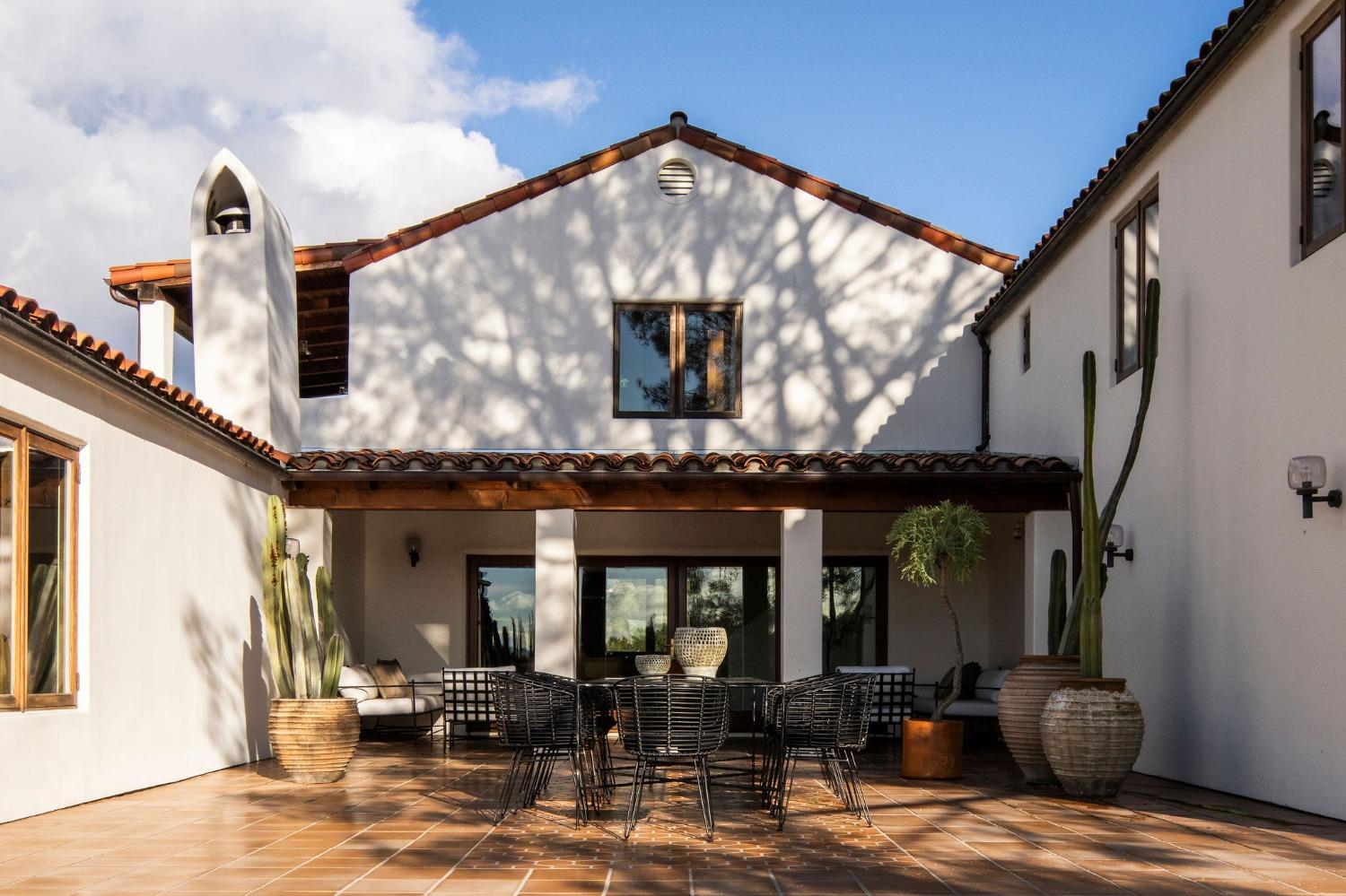 12980 Ojai Road Santa Paula, CA 93060 - Photo 15 of 38 a front view of a house