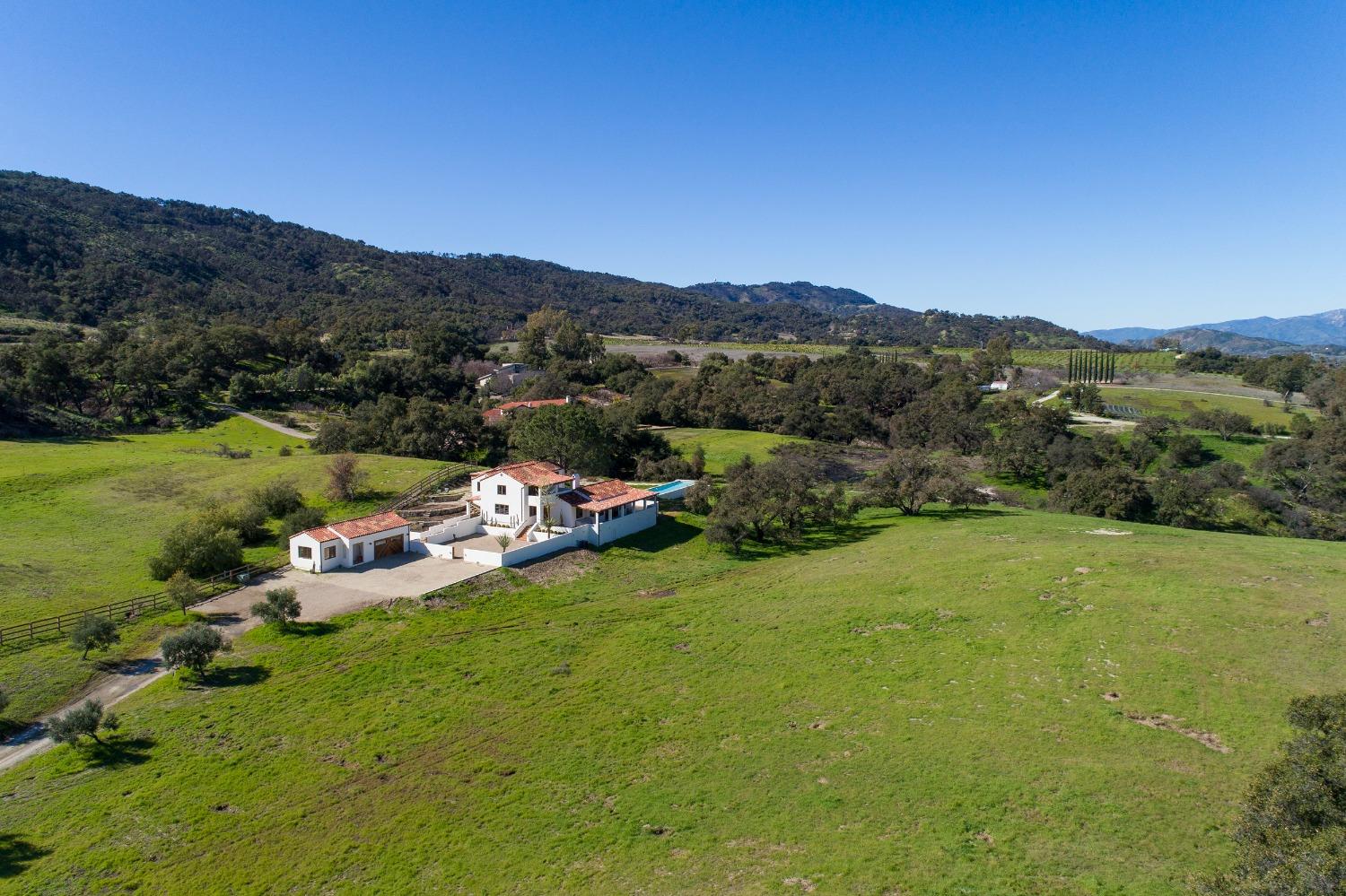 12980 Ojai Road Santa Paula, CA 93060 - Photo 38 of 38 a view of a town with mountains in the background
