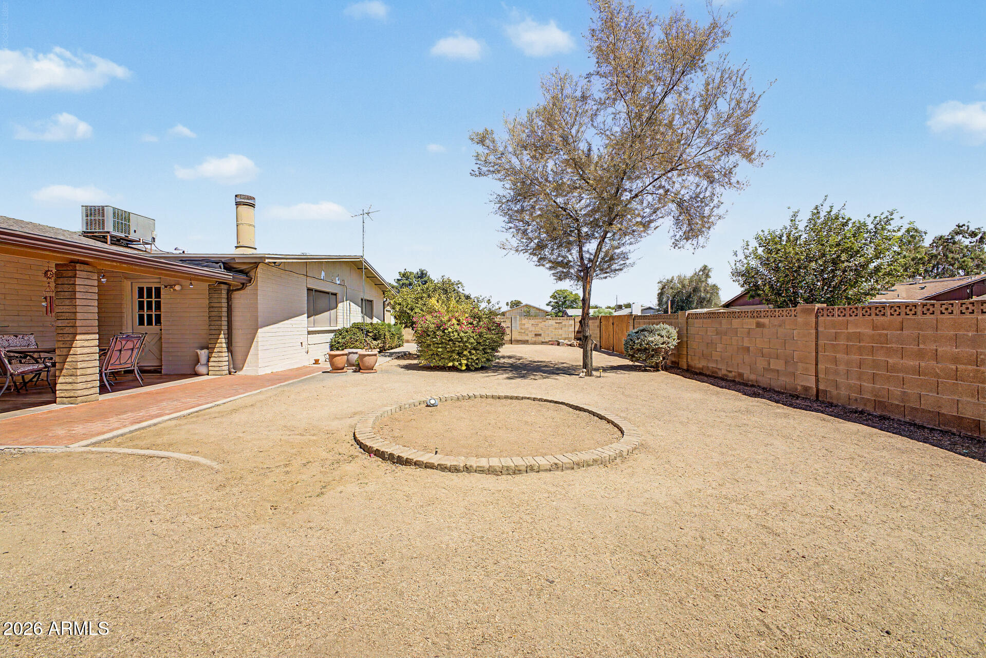 3753 West Dalphin Road Phoenix, AZ 85051 - Photo 32 of 35