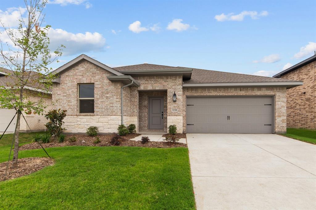 1239 Champlain Way Dallas, TX 75253 - Photo 1 of 18