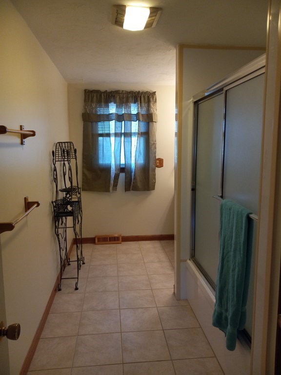 17 Lisa Road, Unit 17 Randolph, MA 02368 - Photo 18 of 21 Gallery Image 18