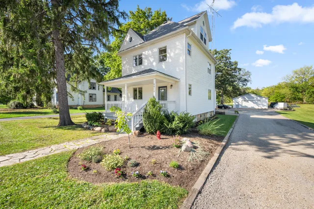 $549,000 | 8018 200th Avenue, Bristol, WI 53104