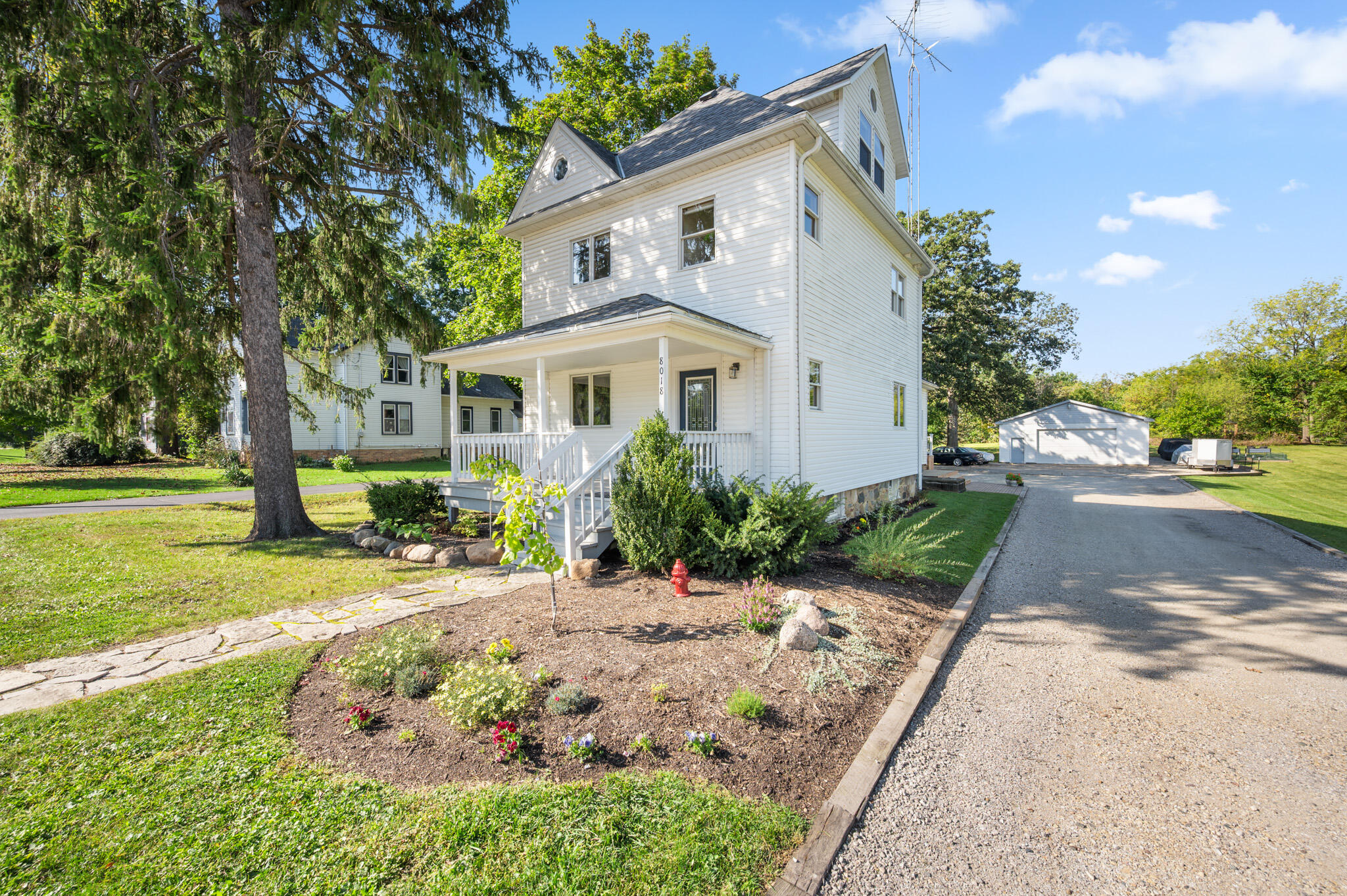 1) 63560-68daad9a9ea06