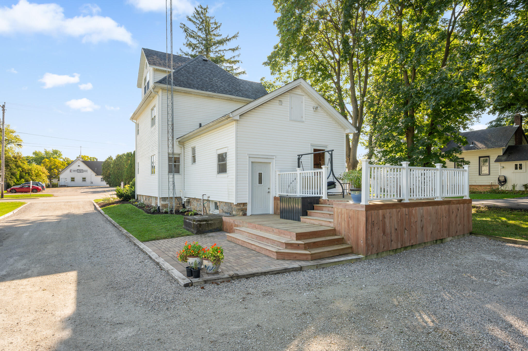 8018 200th Avenue Bristol, WI 53104 - Photo 5 of 35 5) 63560-68daad956407a