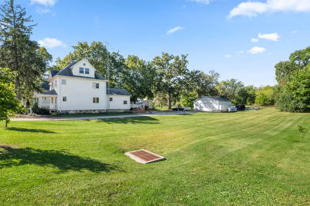 $549,000 | 8018 200th Avenue, Bristol, WI 53104