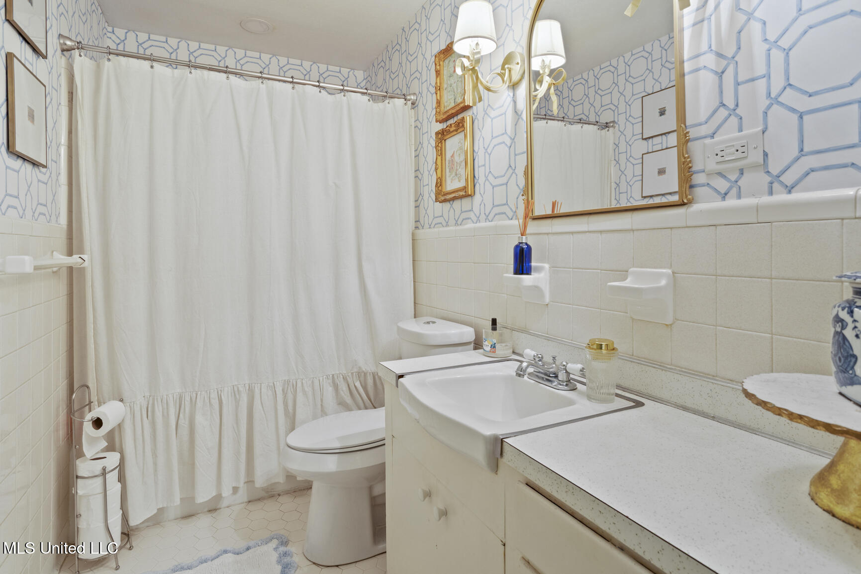 218 West Virginia Drive Clinton, MS 39056 - Photo 23 of 30 218 W Virginia Dr-14