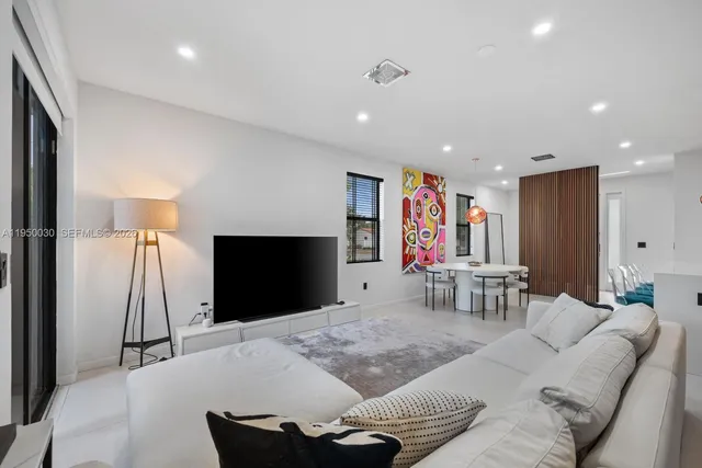 $715,000 | 421 Northwest 17th Street, Fort Lauderdale, FL 33311