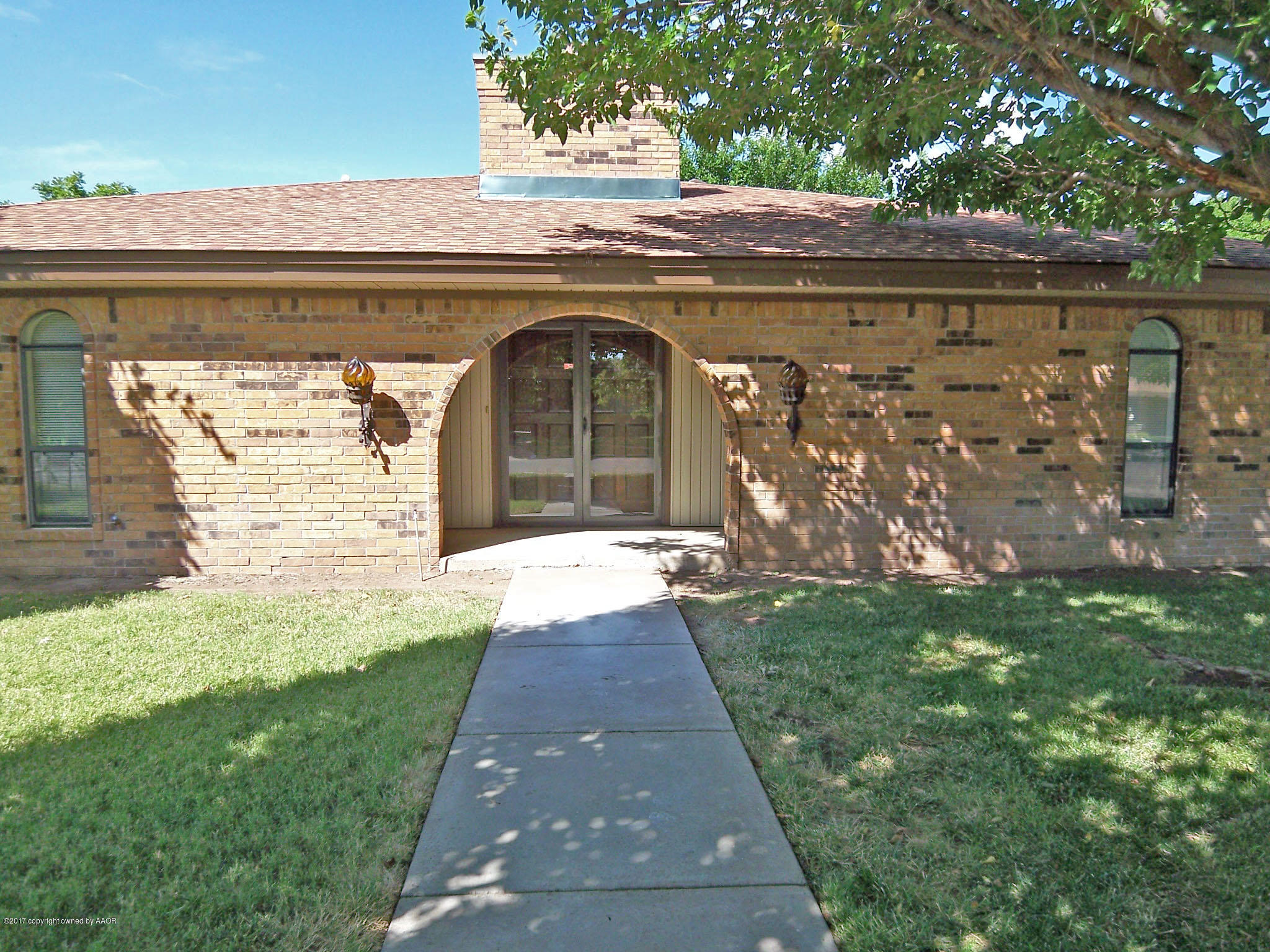 4212 Kingston Road Amarillo, TX 79109 - Photo 1 of 23 Front View 1