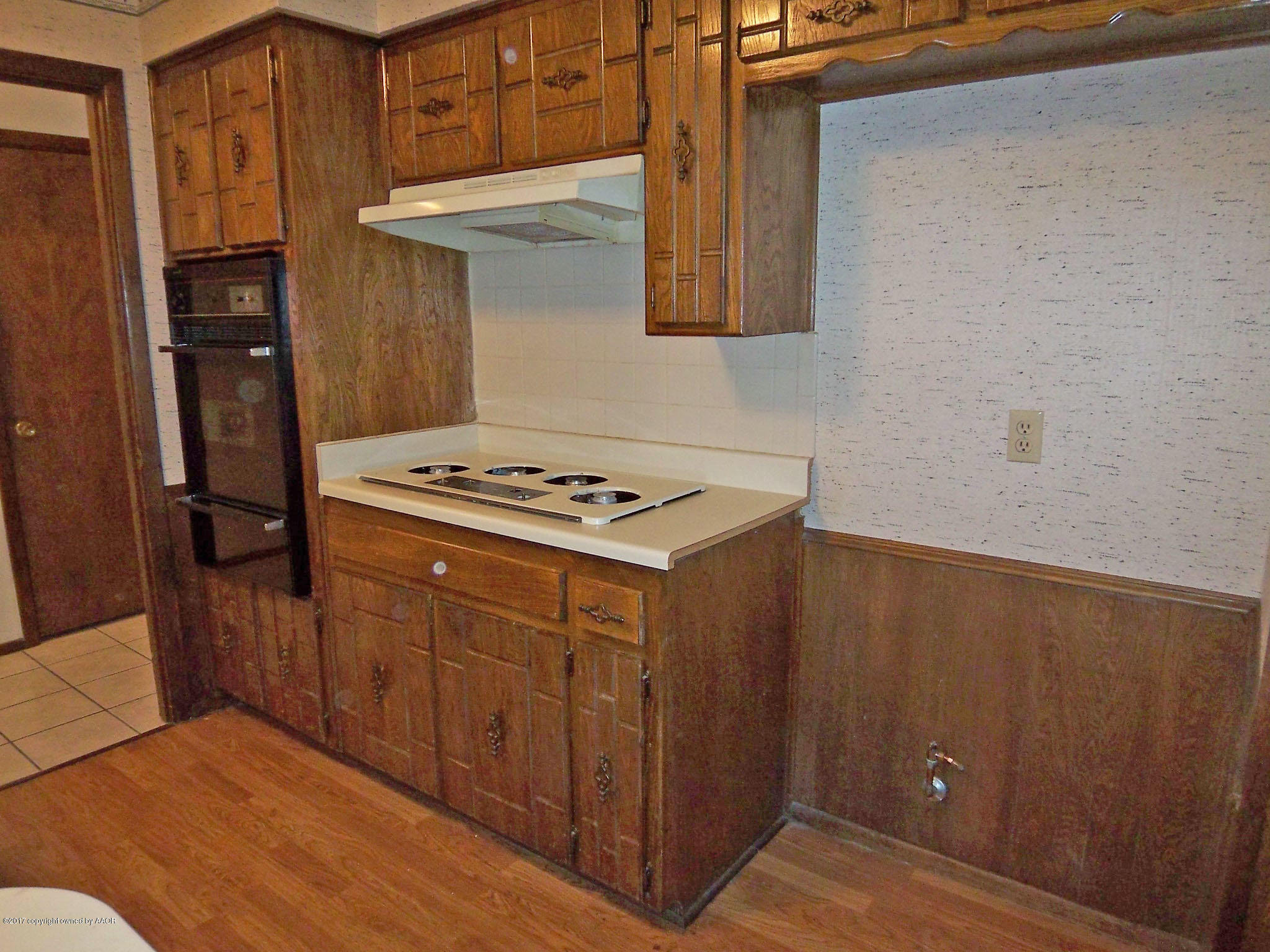 4212 Kingston Road Amarillo, TX 79109 - Photo 8 of 23 Kitchen 2