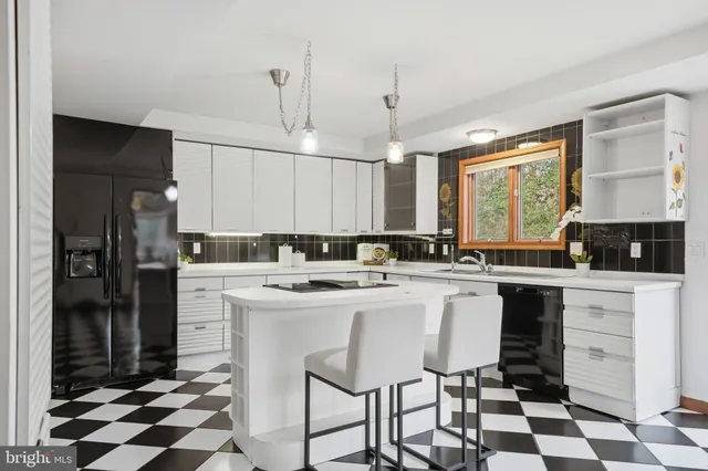 $659,900 | 8095 Plowden Drive, La Plata, MD 20646