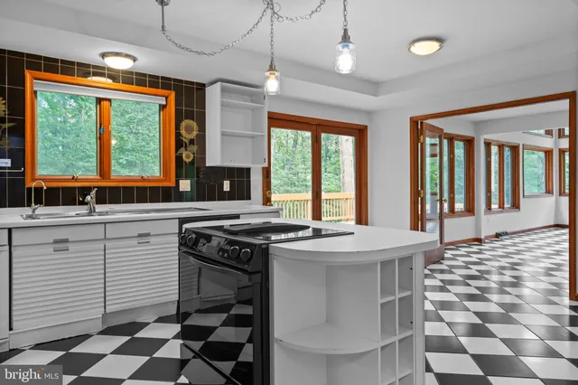 $659,900 | 8095 Plowden Drive, La Plata, MD 20646