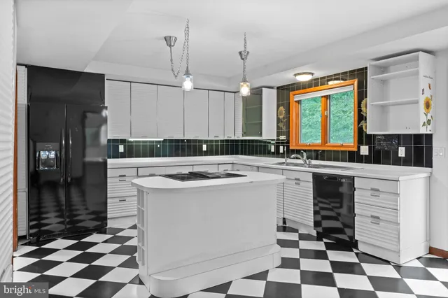 $659,900 | 8095 Plowden Drive, La Plata, MD 20646