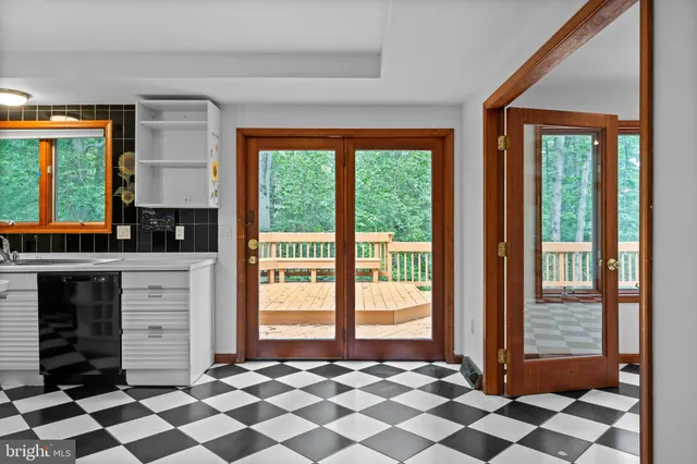 $659,900 | 8095 Plowden Drive, La Plata, MD 20646