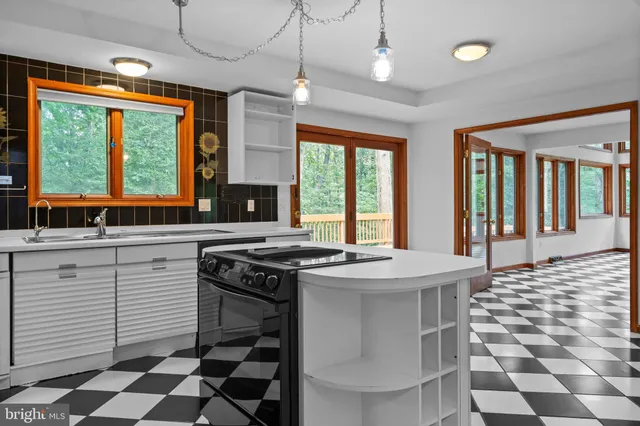 $659,900 | 8095 Plowden Drive, La Plata, MD 20646