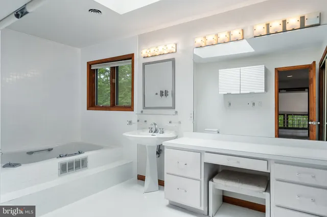 $659,900 | 8095 Plowden Drive, La Plata, MD 20646