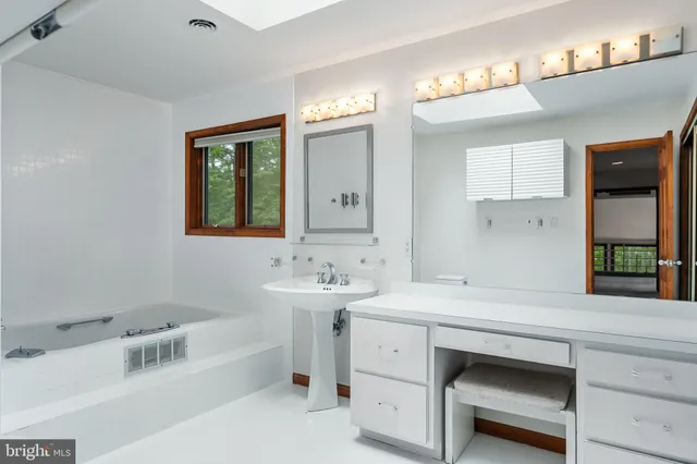 $659,900 | 8095 Plowden Drive, La Plata, MD 20646