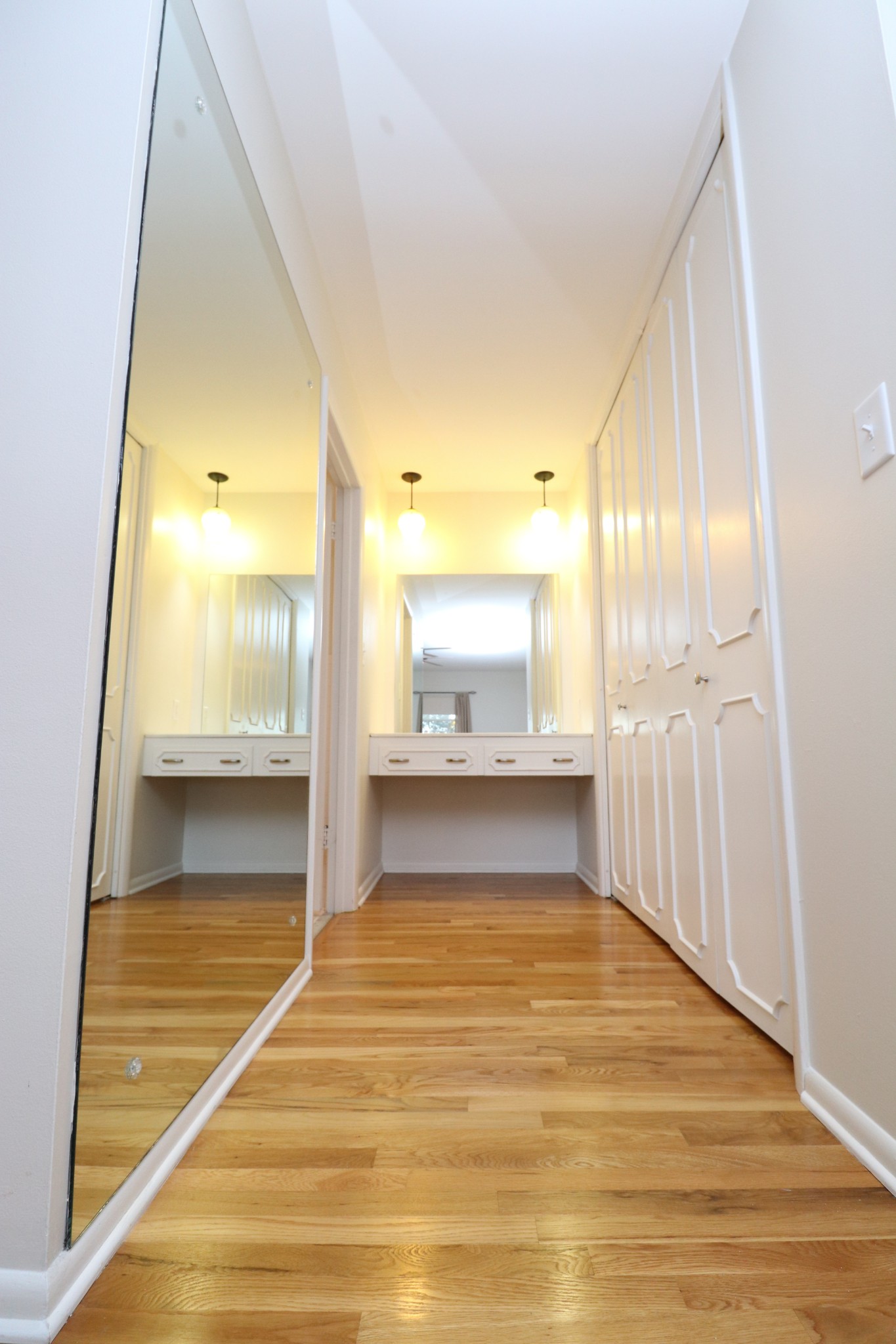 545 Puryears Bend Road Hartsville, TN 37074 - Photo 20 of 50 a view of a hallway