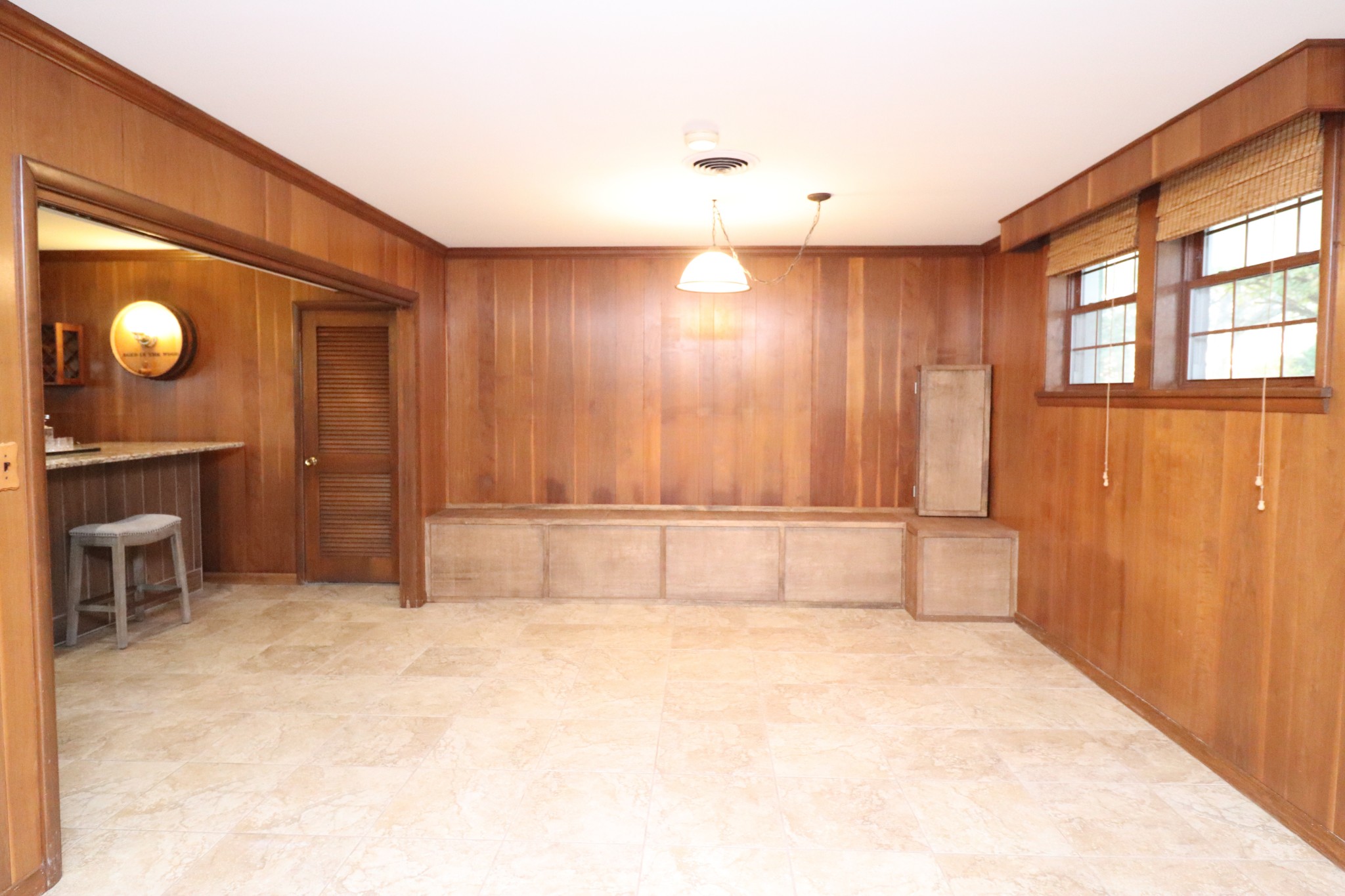 545 Puryears Bend Road Hartsville, TN 37074 - Photo 33 of 50 a view of a livingroom with furniture and window