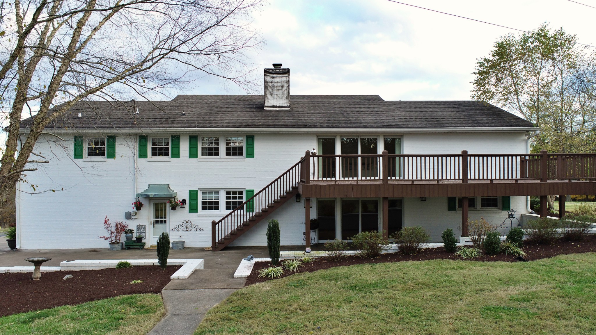 545 Puryears Bend Road Hartsville, TN 37074 - Photo 39 of 50 a view of a house with a yard