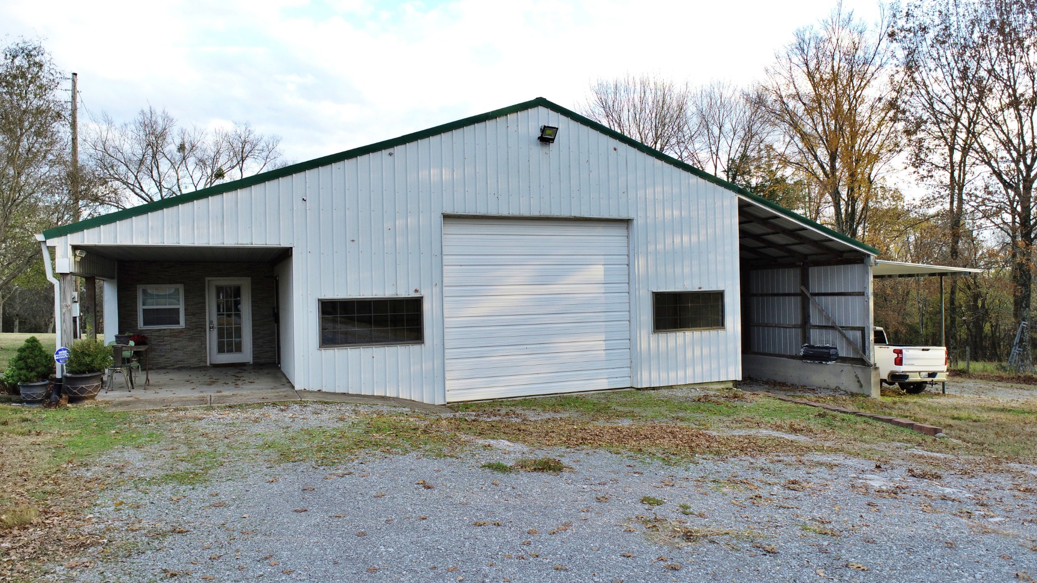 545 Puryears Bend Road Hartsville, TN 37074 - Photo 42 of 50 a front view of house with yard