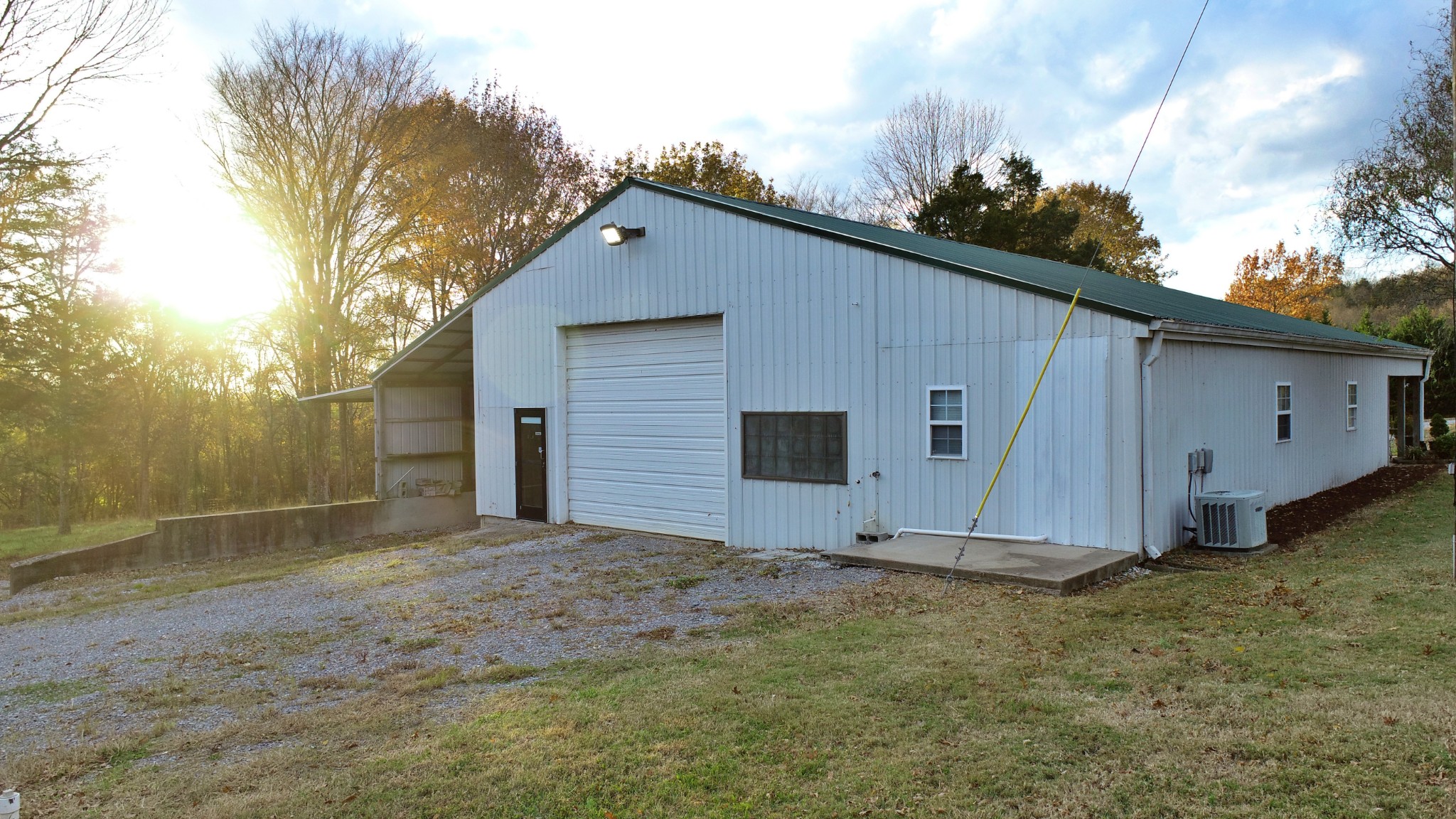 545 Puryears Bend Road Hartsville, TN 37074 - Photo 43 of 50 a view of a house with backyard and trees