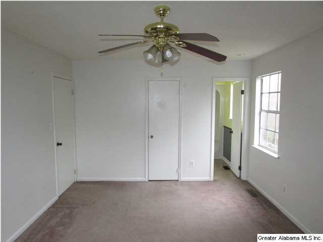 5867 Pendleton Circle Pinson, AL 35126 - Photo 4 of 17