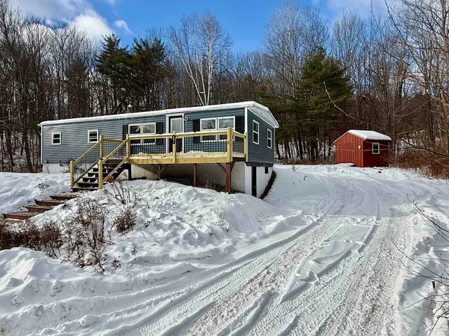 $299,900 | 201 Parade Road, Meredith, NH 03253