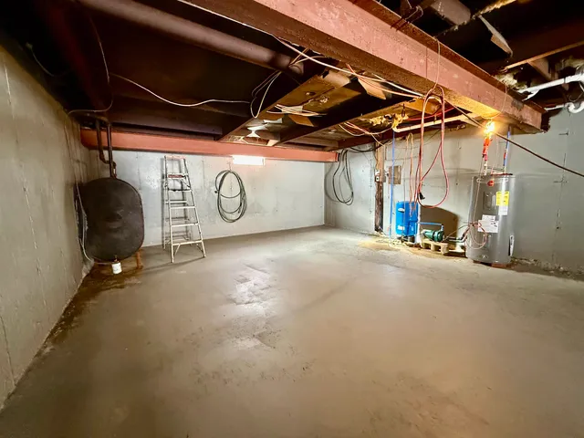 $299,900 | 201 Parade Road, Meredith, NH 03253