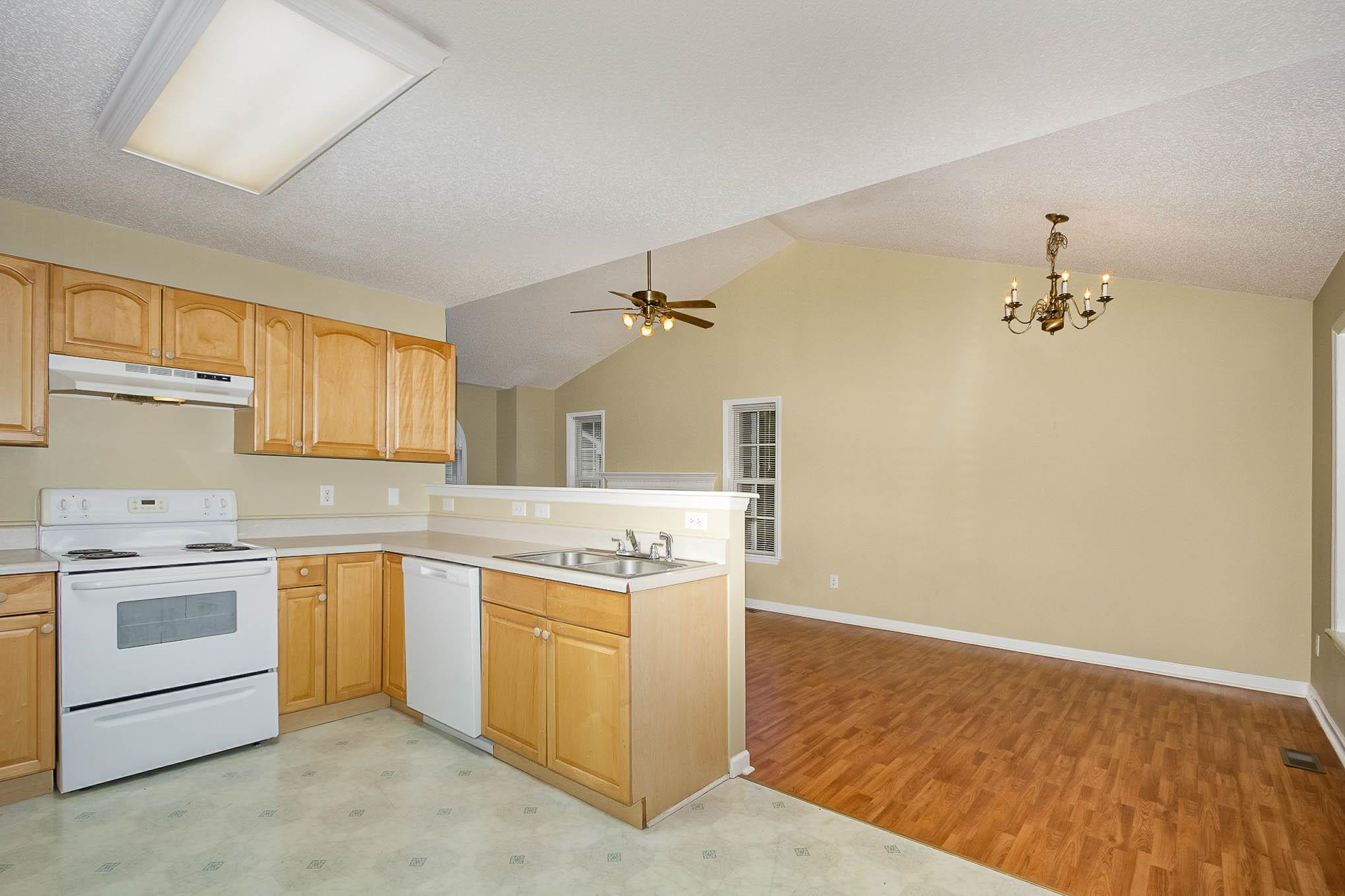 3204 Wilder Street Raleigh, NC 27607 - Photo 10 of 30 Photo 10