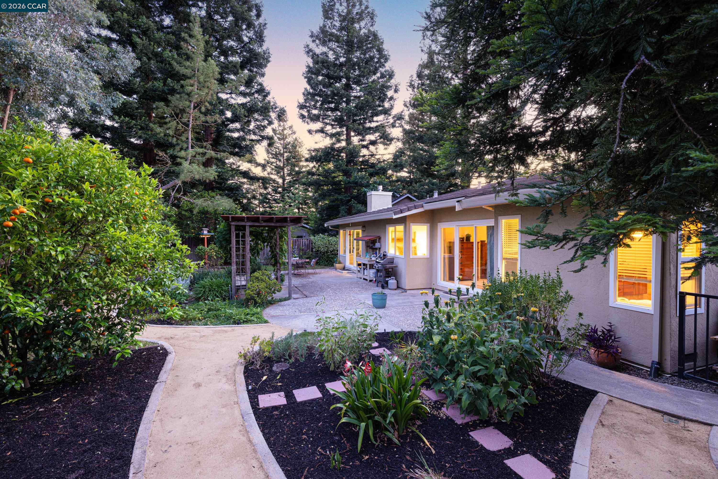 87 Lone Pine Court San Ramon, CA 94582 - Photo 44 of 54