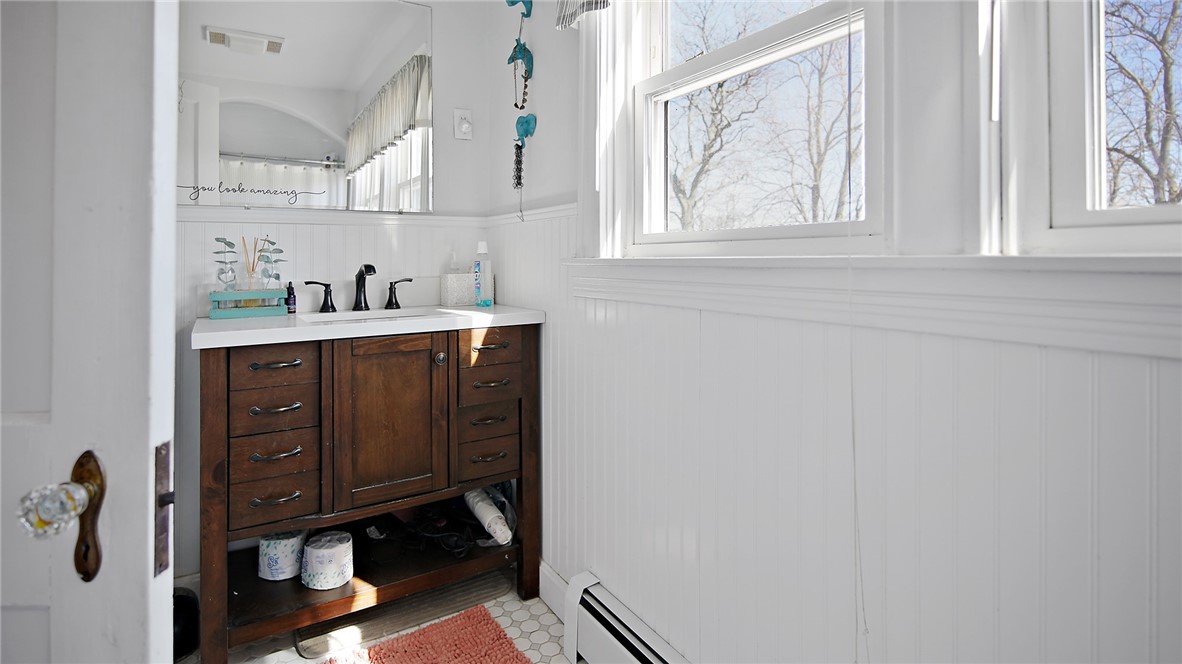 244 Tennyson Road Warwick, RI 02888 - Photo 23 of 25 Gallery Image 23