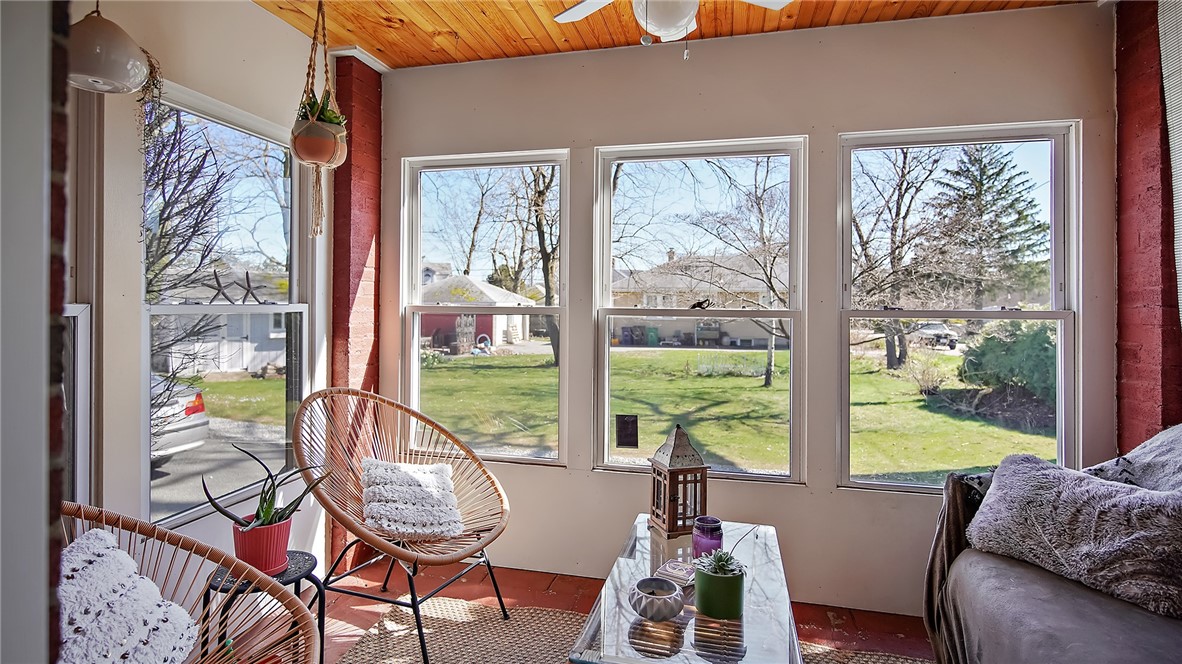 244 Tennyson Road Warwick, RI 02888 - Photo 8 of 25 Gallery Image 8