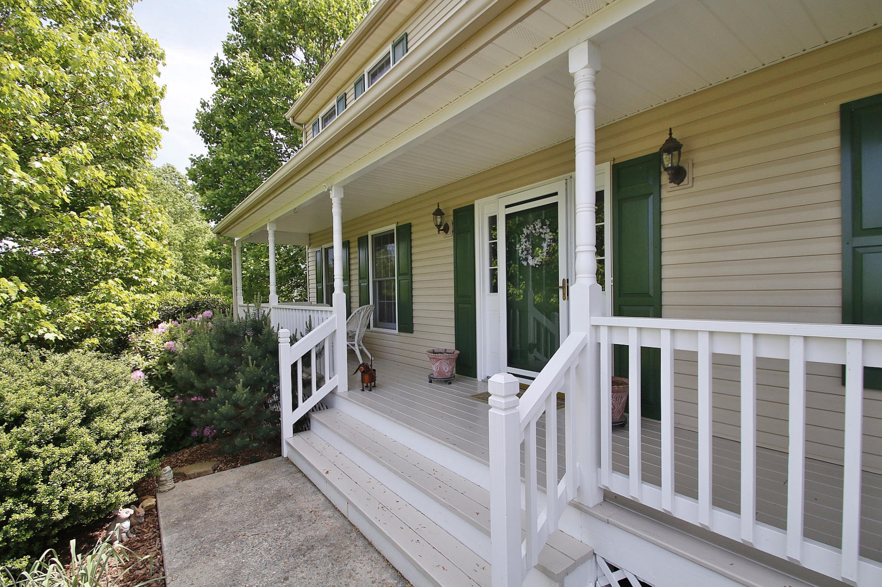 622 Stayman Road Roanoke, VA 24019 - Photo 4 of 76 _MG_1612