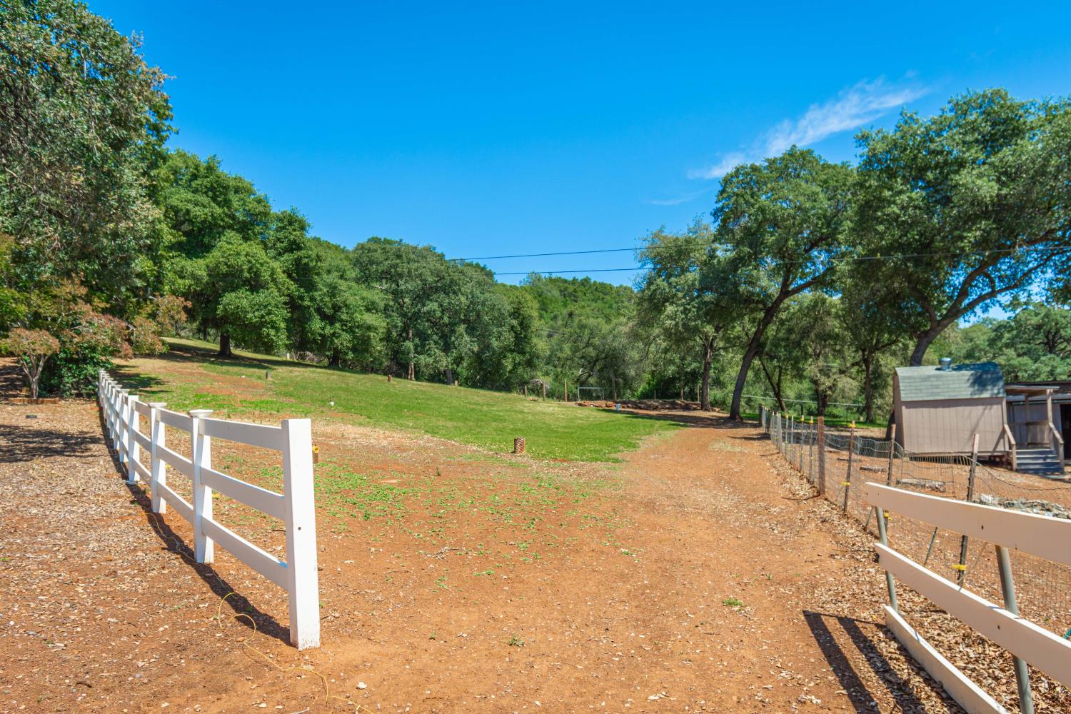 1725 Lone Pine Road Shingle Springs, CA 95682 - Photo 39 of 86