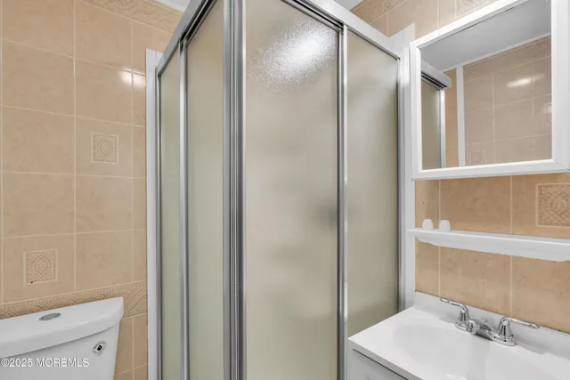 $2,600 | 1632 Farragut Avenue, Toms River, NJ 08753