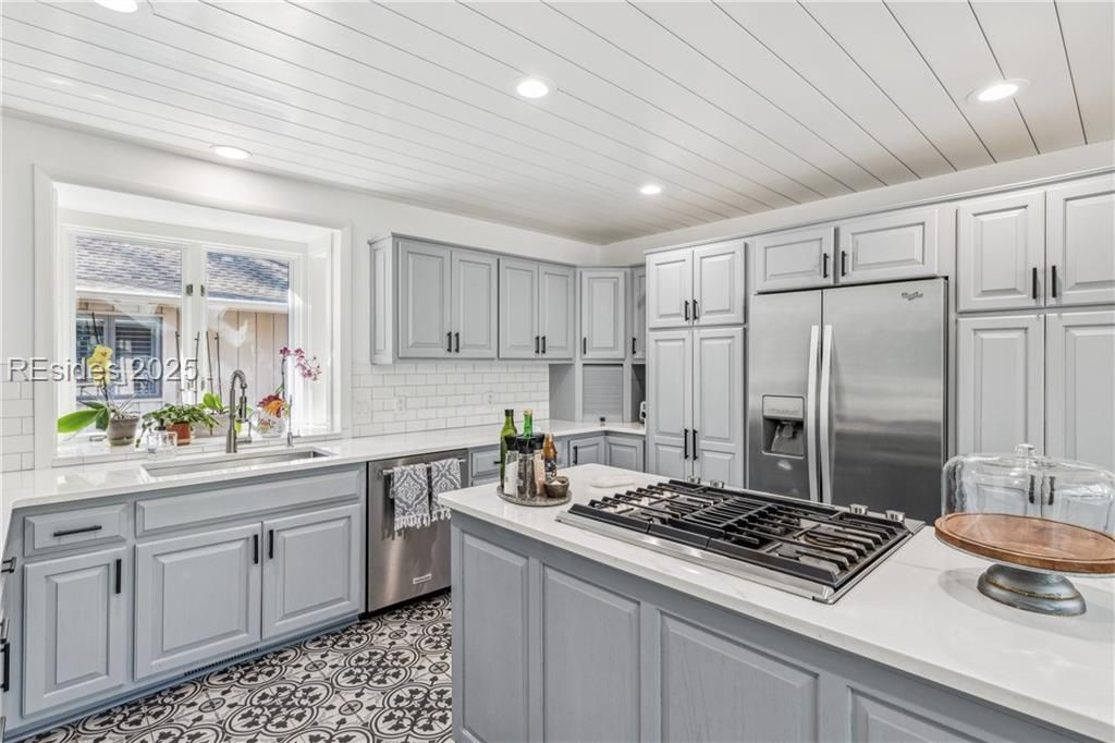 2 Red Maple Road Hilton Head Island, SC 29928 - Photo 8 of 75