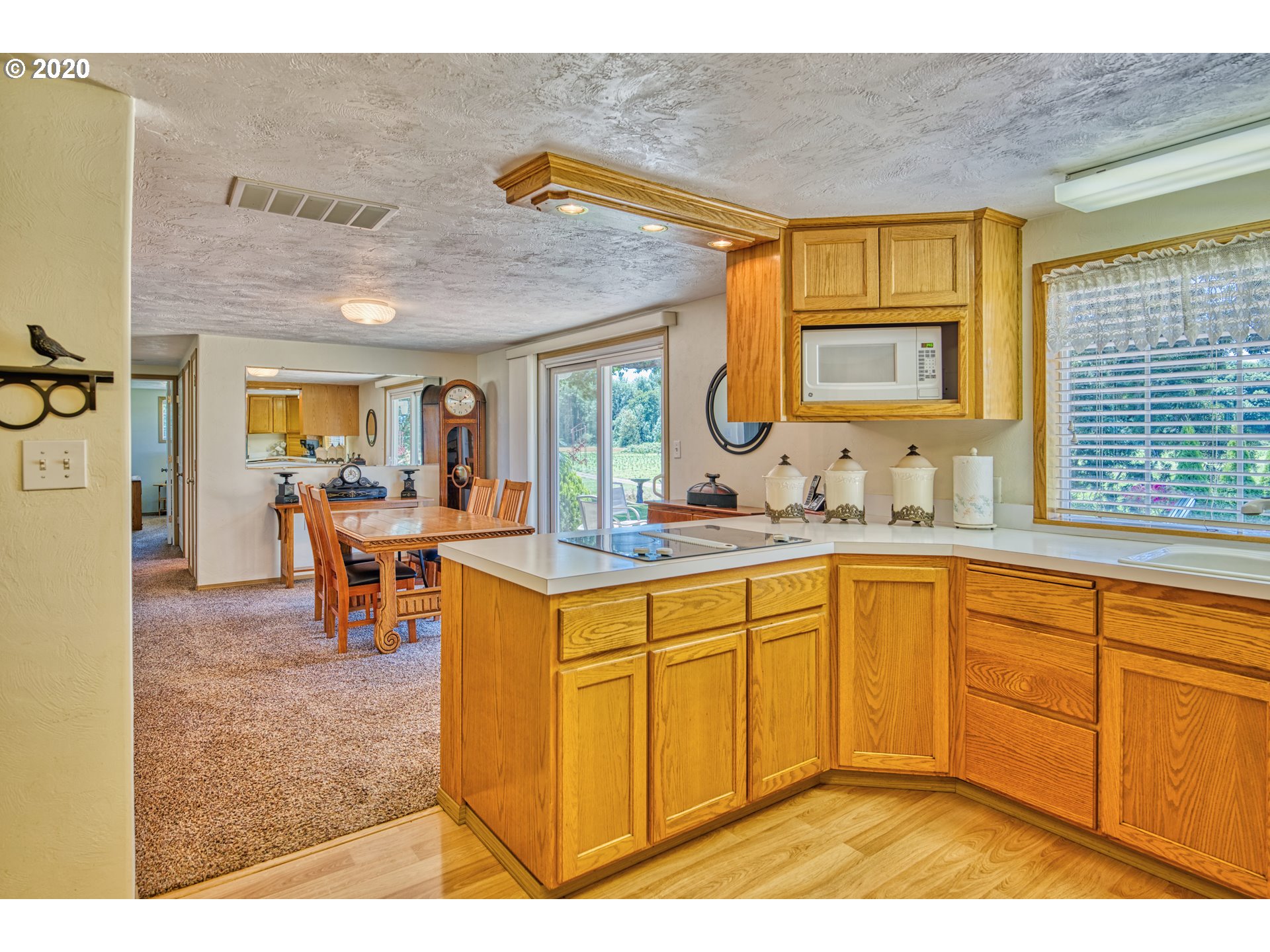 92114 Coburg Road Eugene, OR 97408 - Photo 11 of 32 Gallery Image 11