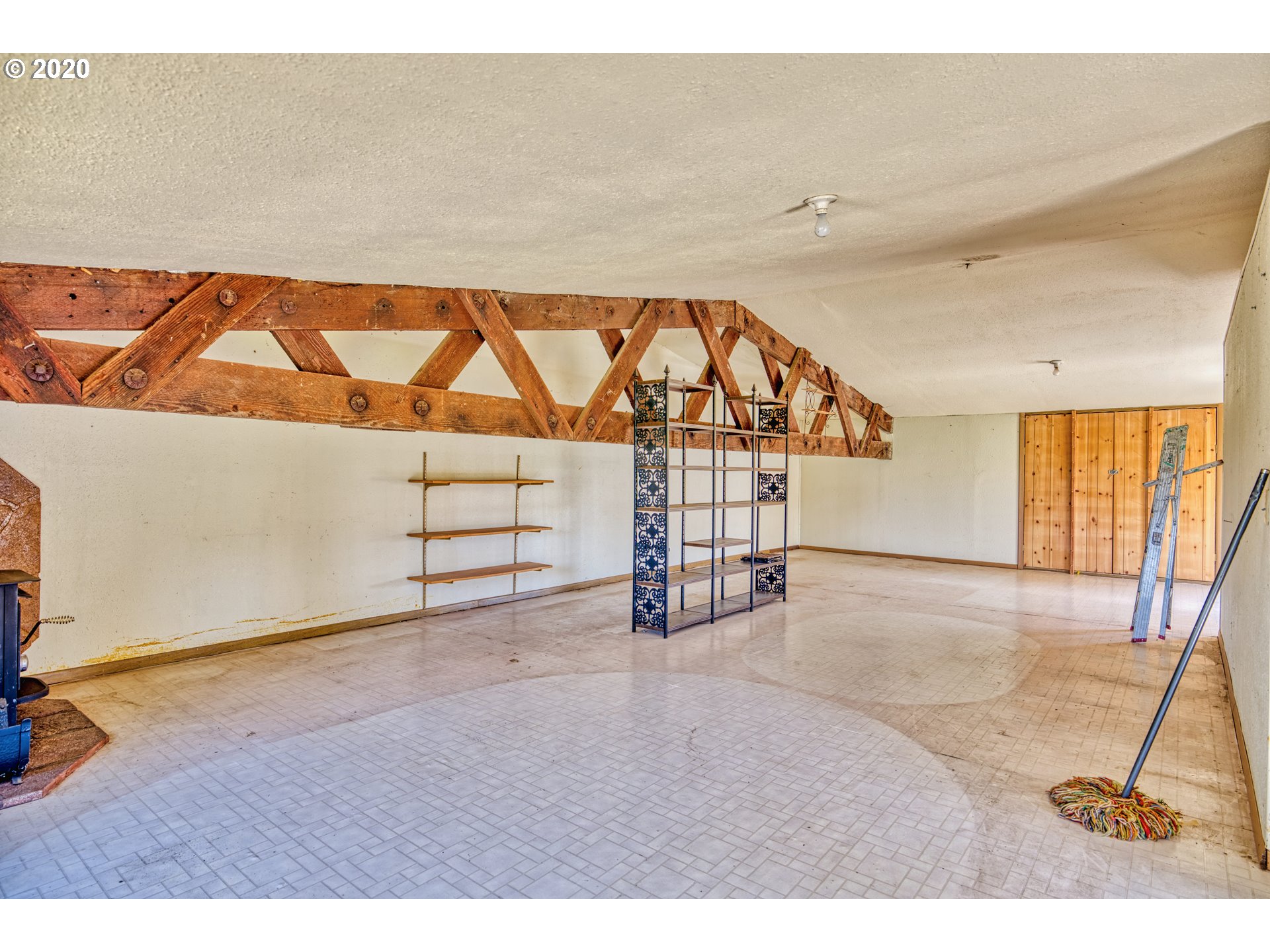 92114 Coburg Road Eugene, OR 97408 - Photo 27 of 32 Gallery Image 27