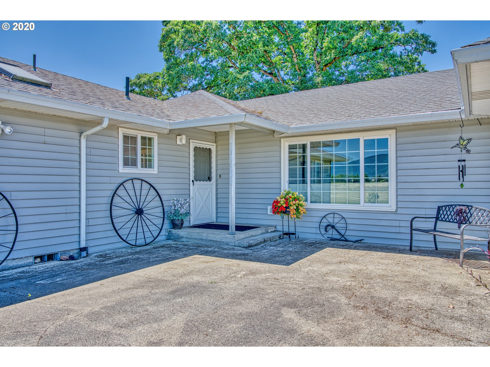 92114 Coburg Road Eugene, OR 97408 - Photo 5 of 32 Gallery Image 5