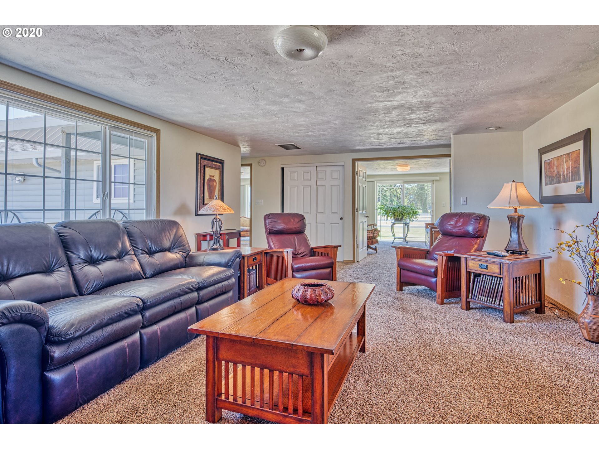 92114 Coburg Road Eugene, OR 97408 - Photo 6 of 32 Gallery Image 6