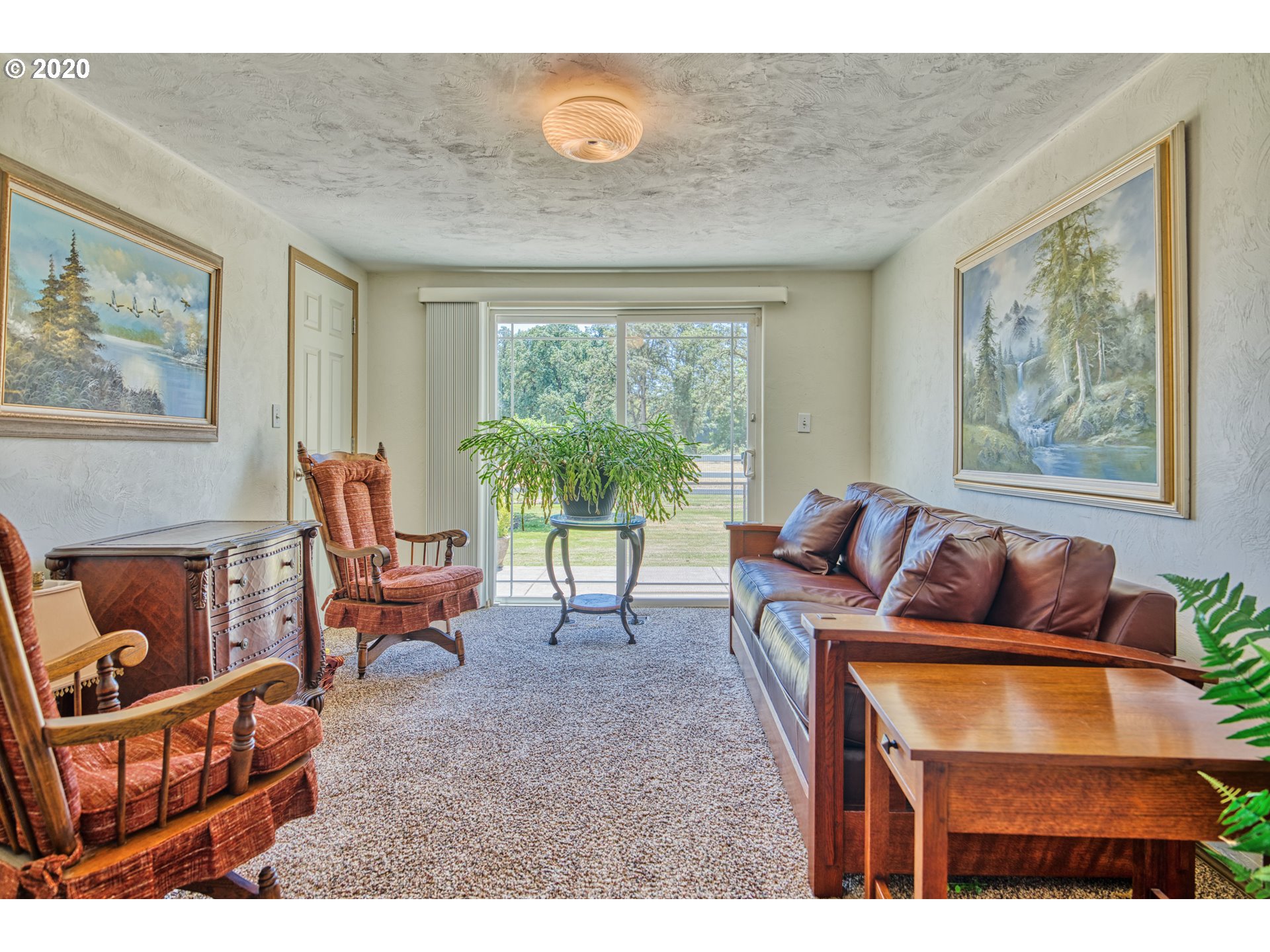 92114 Coburg Road Eugene, OR 97408 - Photo 7 of 32 Gallery Image 7