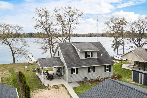 $995,000 | N8067 Tuttle Lake Road, Neshkoro, WI 54960