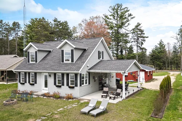 $995,000 | N8067 Tuttle Lake Road, Neshkoro, WI 54960