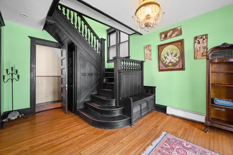$239,900 | 2903 West Mc Kinley Boulevard, Milwaukee, WI 53208